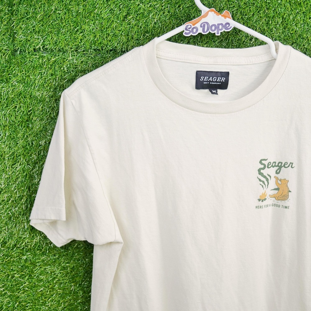 Seager T-Shirt Cream Bear Campfire Graphic - Men Size M